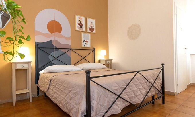 Castellaccio Apartment | Room 'Piccolo Paradiso - Camera 2' with Shared Terrace, Shared Garden and Wi-Fi