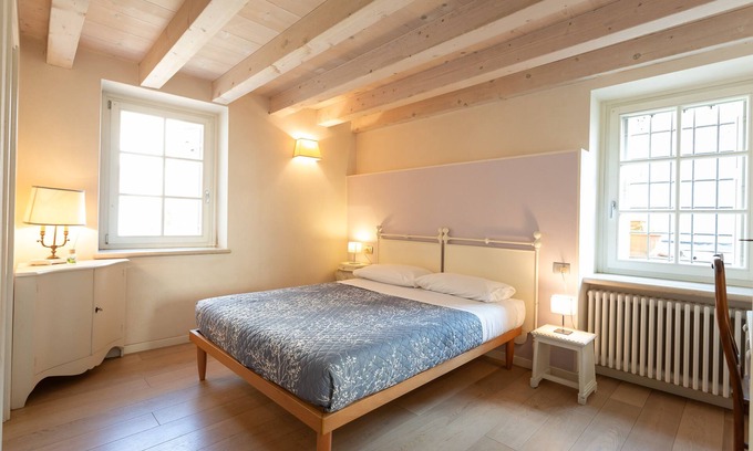Nord-Ovest House | Room with en suite bathroom, wifi, A/C, between Verona center and at Valpolicella