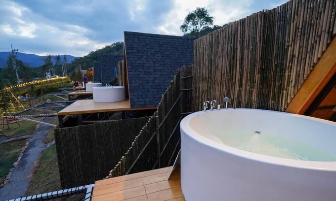 Phaya Yen Resort | RoomQuest Kid Tung Khao
