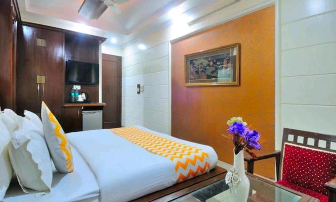 Paharganj Hotel | Roomshala 046 Geeson