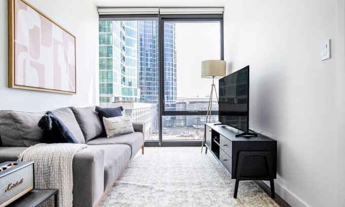 South Loop Apartment | Roomy South Loop 1BR w/Pool, Lounge, walk to CTA Trains, by Blueground