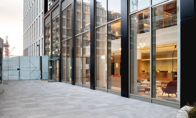 Stratford and New Town Apartment | Roomy Stratford 1BR w/Security & Gym, nr Train Station, by Blueground