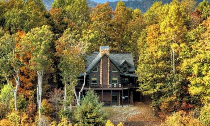 Morganton House | Rooted Oak Retreat