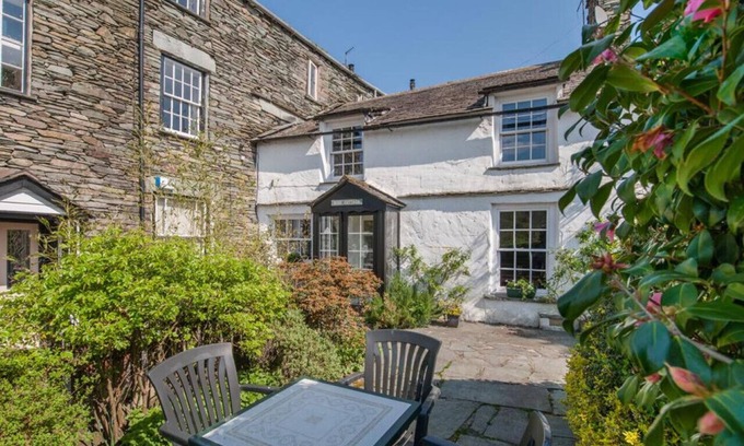 Elterwater House | Rose Cottage - Two Bedroom House, Sleeps 4