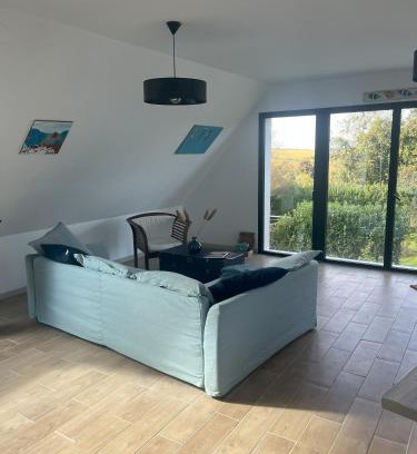 Breles Apartment | Rose et violette