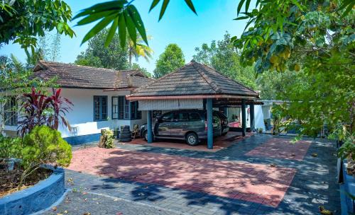 Kottayam Bed & Breakfast | Rose Retreat Homestay