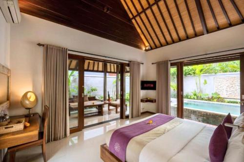 Kenderan Villa | Rose White 1 BR Private Pool Villa ZN64