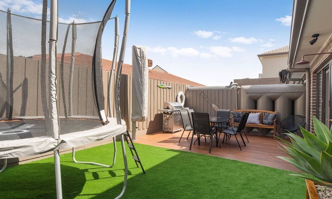 Rosebud House | Rosebud Beachside Gem