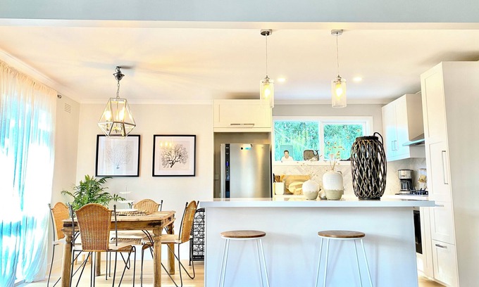 Rosebud House | Rosebud Lovely House 1 - Peninsula Holiday Rental, Rosebud Lovely House 1 - Mornington Peninsula Hol