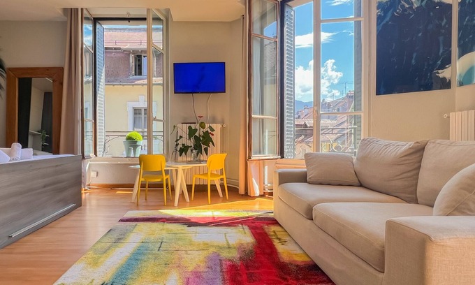Annecy Apartment | Rotonde rue sommeiller