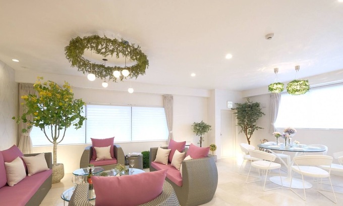 Matsuyama Apartment | Rounded soft and feminine botanical style Click / Naha Okinawa