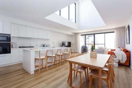 Mount Lawley House | Roy Street Retreat - Mt Lawley