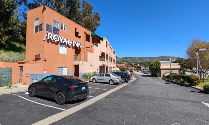 South San Francisco Hotel | Royal Inn