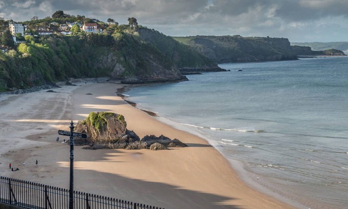 Tenby Hotel | Royal Lion Hotel