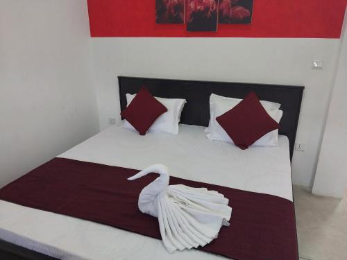 Negombo Resort | Royal Palace Airport hotel