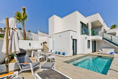 Chimenea Villa | Royal Palm 36