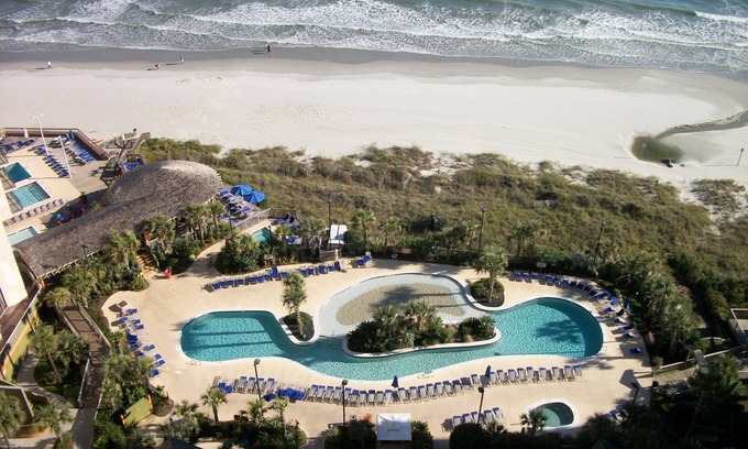 Arcadian Shores Apartment | Royale Palms Beautiful Studio Perfect for 2 adults