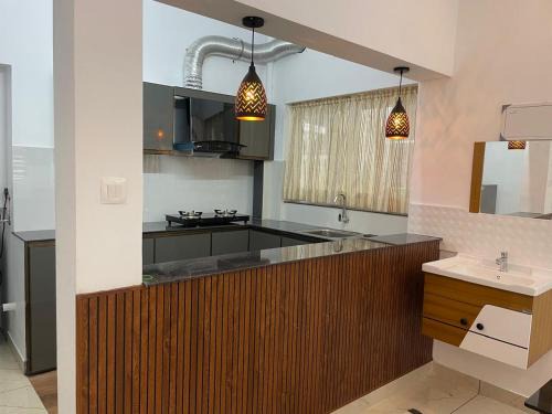 Alwaye Apartment | RoyalGiri Apartment near Rajagiri Hospital