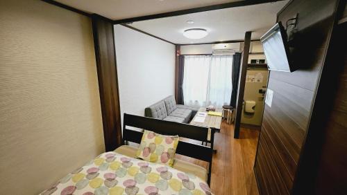 Ukyo Ward Apartment | Royce Hanazono