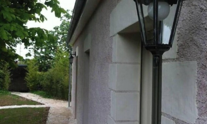 Amboise Cottage | "RUBIS COTTAGE"., CLOS SAINT DENIS COTTAGE.