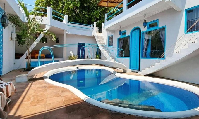 Lovina Villa | Rumah Batu
