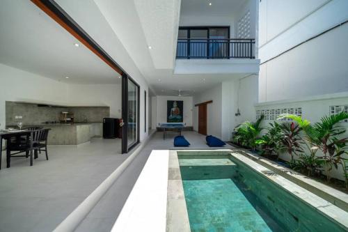 Pererenan Villa | Rumah Stabia- 2BR in Canngu with Ping Pong Table and Pool