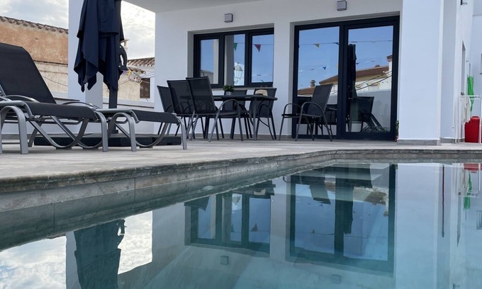 Mondron House | Rural House Villa La Fuente