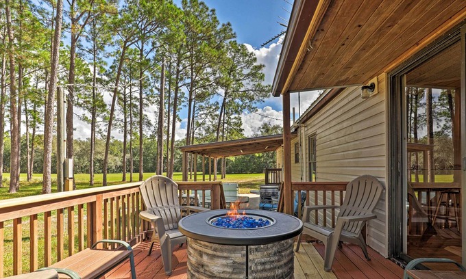 Crescent City House | Rural Pomona Park Getaway Near St John’s River!