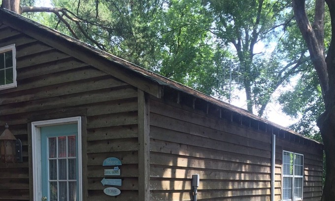Johns Island House | Rural setting close to everything.