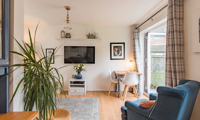 Sandwich House | Rushbrook is a lovely family holiday home, just a short walk into the historic town centre of Sandwi