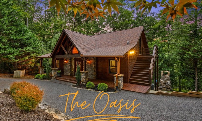 Cashes Valley Cabin | Rustic Charm, Secluded, HotTub, FirePit,Games, Pet