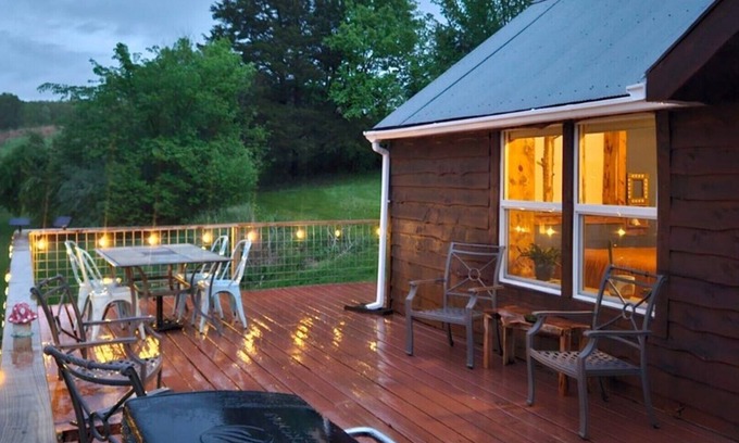 Hartsburg House | Rustic Elegance in Heart of Missouri 1002