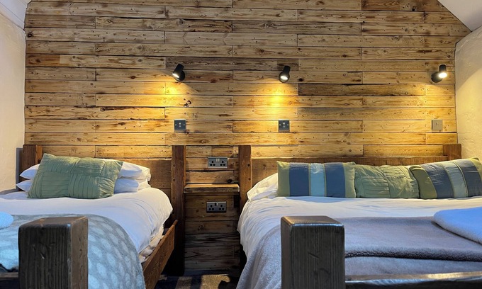 Axminster House | Rustic Family