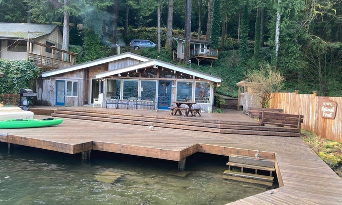 Port Angeles Cabin | Rustic Lakefront Cabin with Bonus 'Tree House' - A Place to Unwind