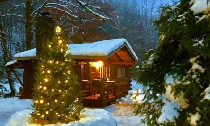 Lisbon House | Rustic Log Cabin #5 - "Escape"