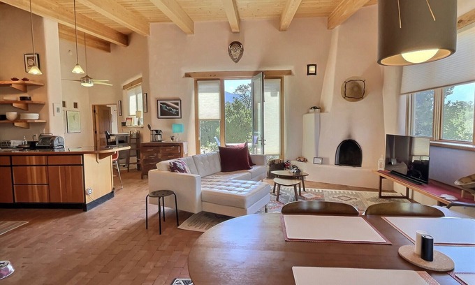 Valdez House | Rustic Setting, Modern Mountain Luxury