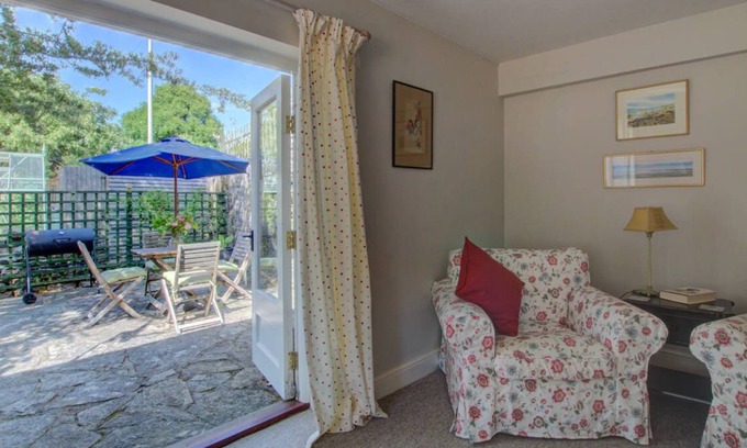 Charminster House | Ruth's in Dorchester