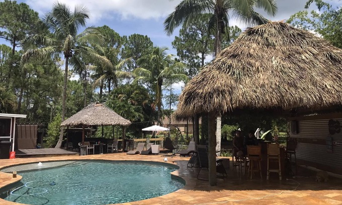 Hunt Club House | RV with access to Resort Style Pool Tiki Hut & Washer Dryer