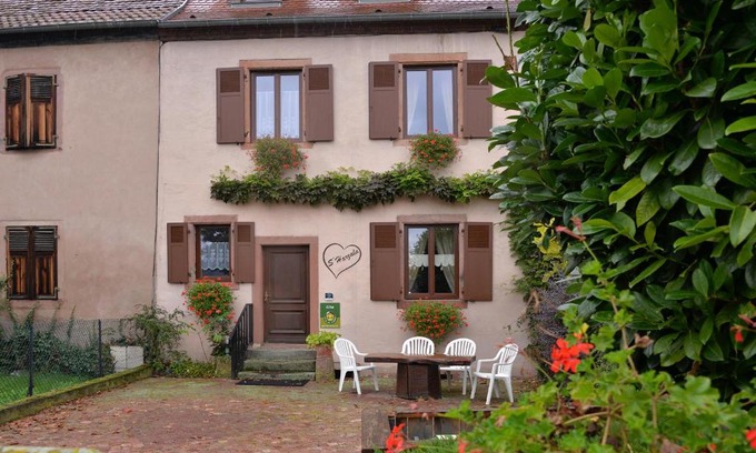 Bergheim Apartment | S'Harzala Rouge