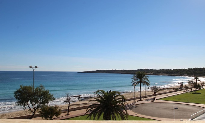 Son Servera Apartment | Sa Maniga - sunny modern apartment, 3floors, on the beach up to 3pers. WLAN incl.