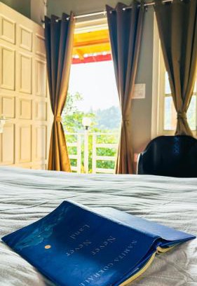 Kaul House | Saanidhya Villa- Rooms with Himalayan & Sunset View & Temple Experience