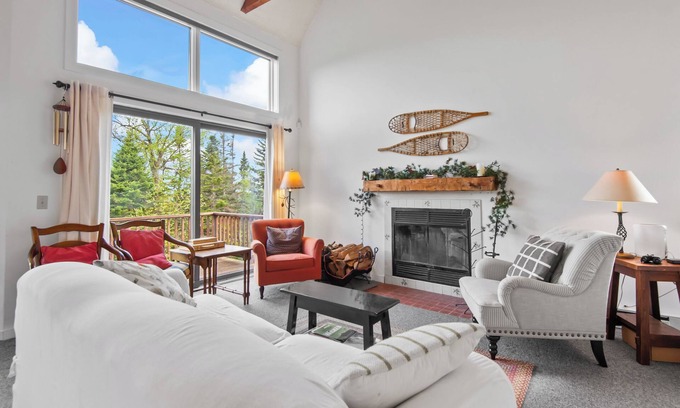 Rangeley Condo | Saddleback - Rock Pond Condo 43 - ski in/out, pet friendly!