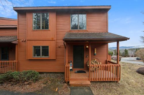 North Creek House | Sagamore 46G - Adirondack Retreat for All Seasons