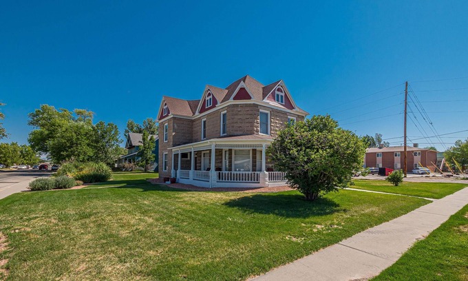 Fruita House | Sagebrush V: Gorgeous Yard w/Large Patio!