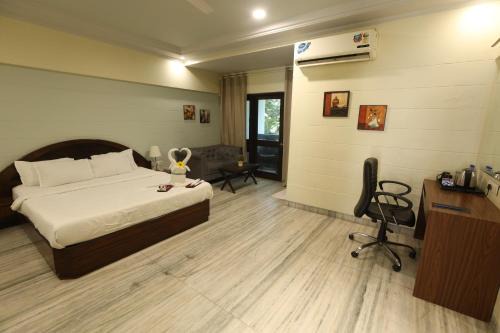 Andheri West Hotel | Sai Park Inn by UMRB - Mumbai Airport