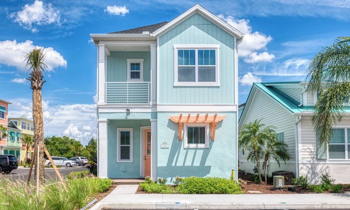 West Kissimmee Cottage | Sail Away! Beautiful Cottage with Private Hot Tub near Disney with.