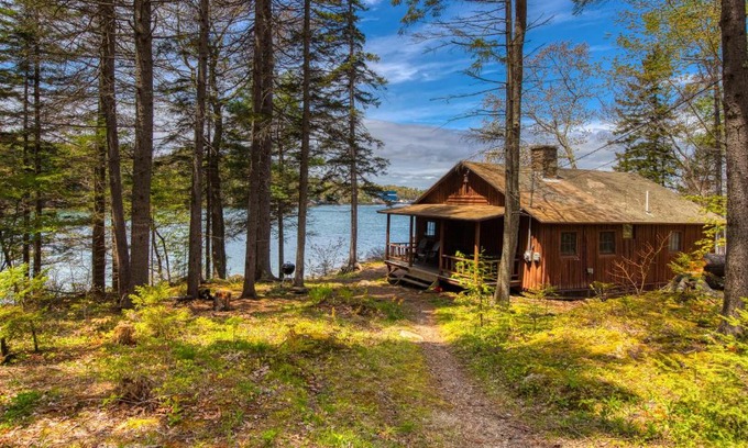 East Boothbay House | Sailor's Cabin