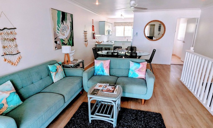 Horseshoe Bay Apartment | Sails On Horseshoe