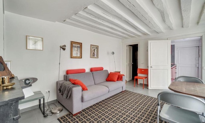 Saint-Thomas-d'Aquin Apartment | Saint Germain dès Pres Paris VI° - Unit 003