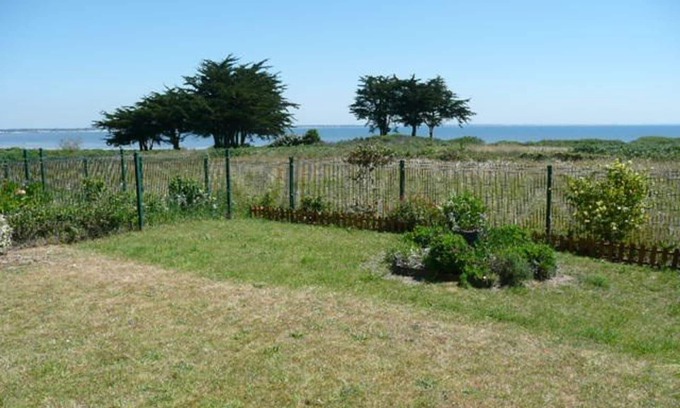Saint-Pierre-Quiberon Apartment | Saint-Pierre-Quiberon - 1BR Apt 28m² - 4 Guests - Enclosed Garden - Pets Allowed